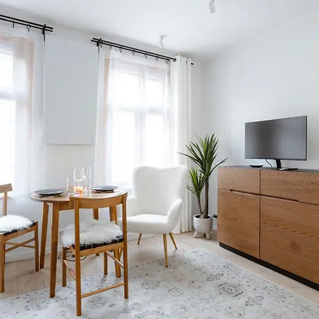 Historic At Center Apartamento